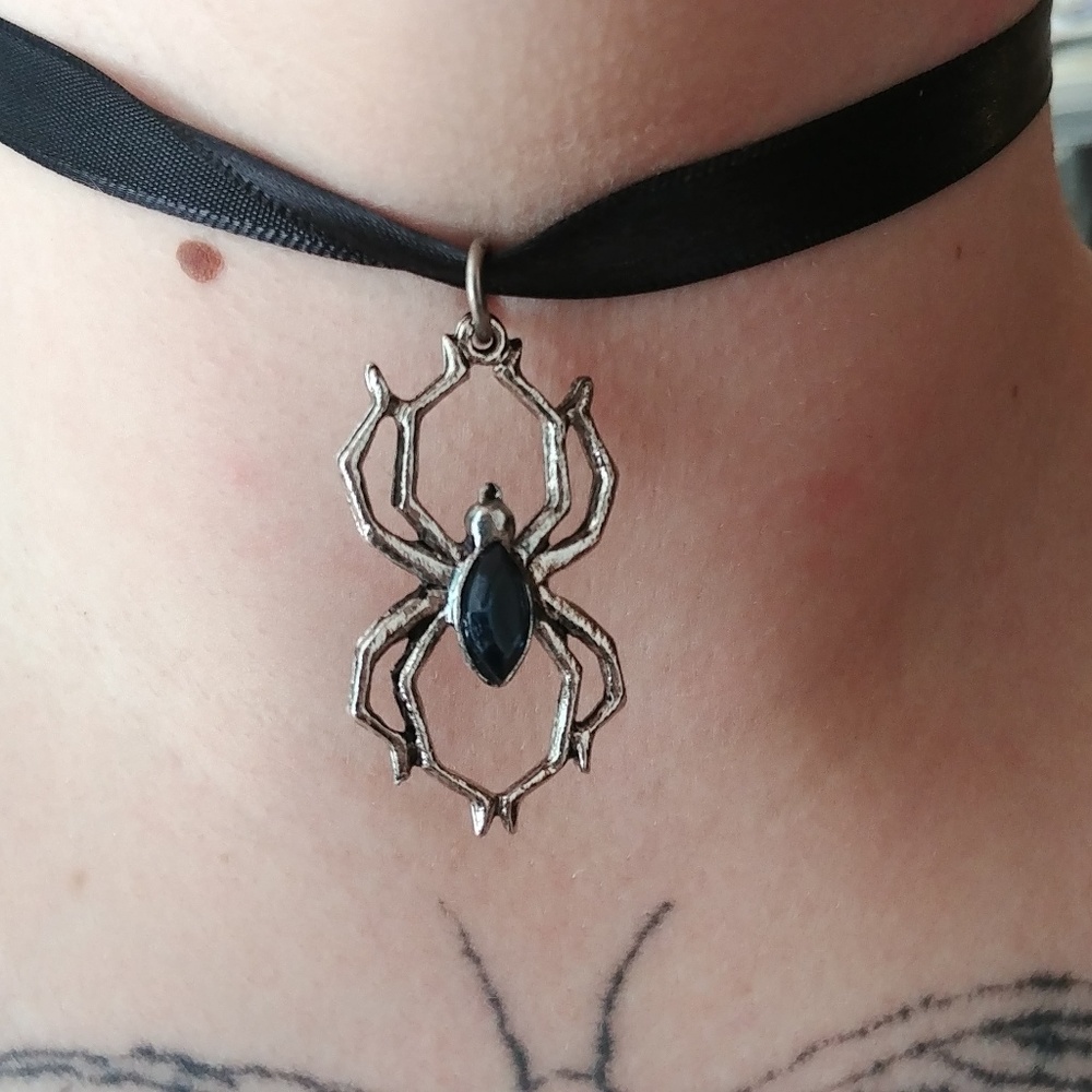Handmade spider choker